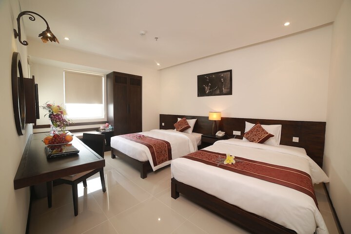 Room 10 of 56