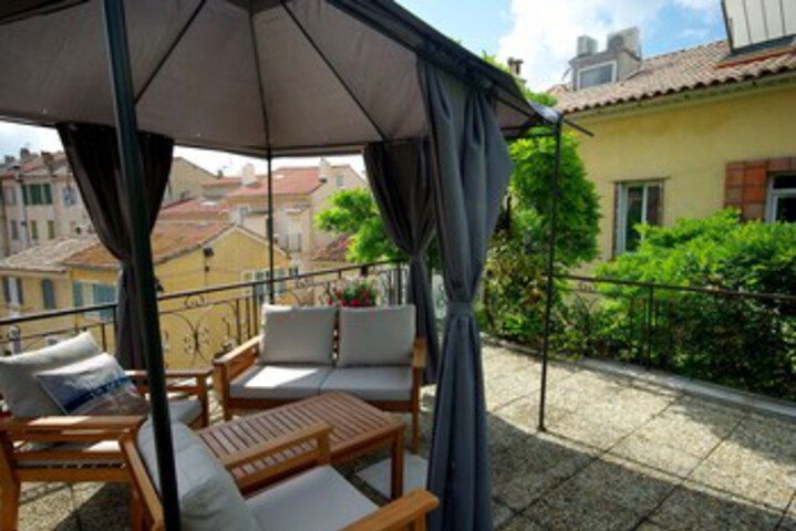 Terrace/Patio 2 of 29