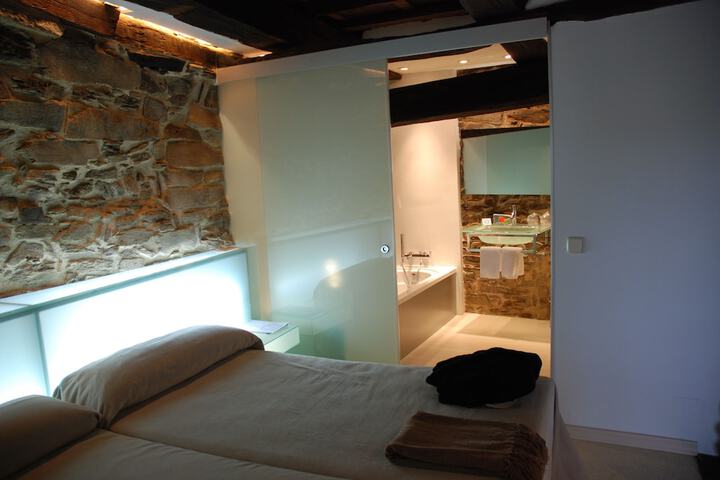 Room 5 of 39