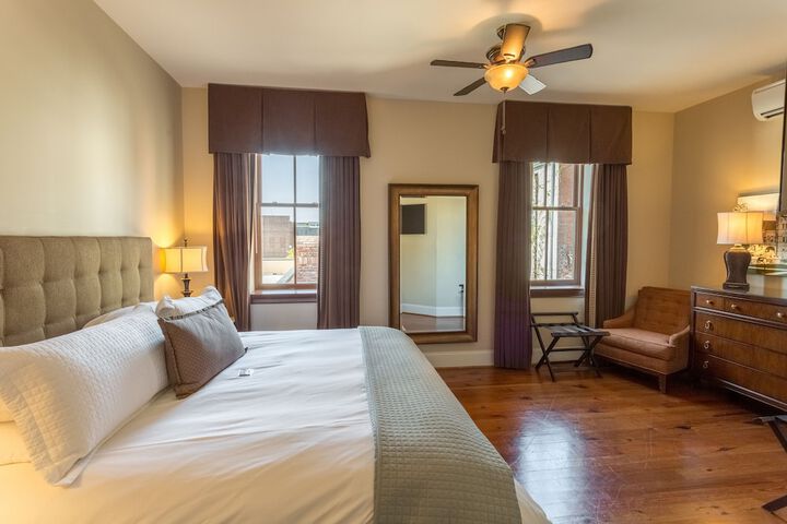 Room 19 of 45