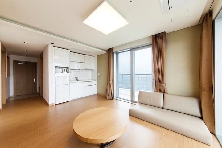 Room 9 of 51
