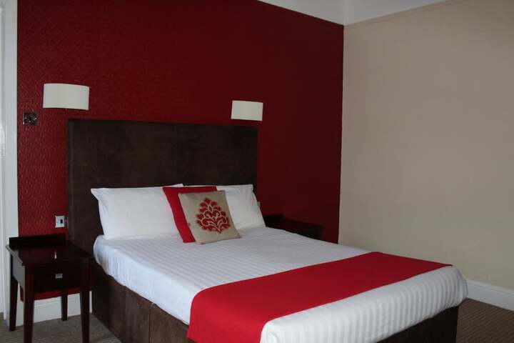 Room 19 of 36