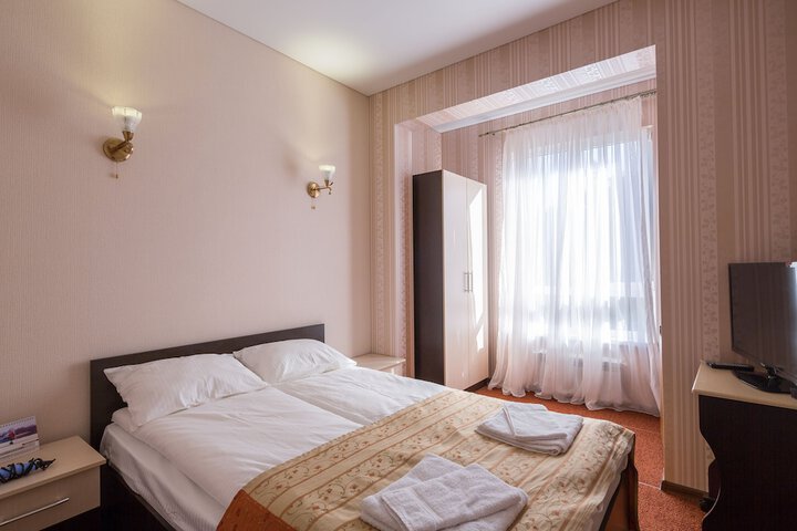 Room 5 of 53