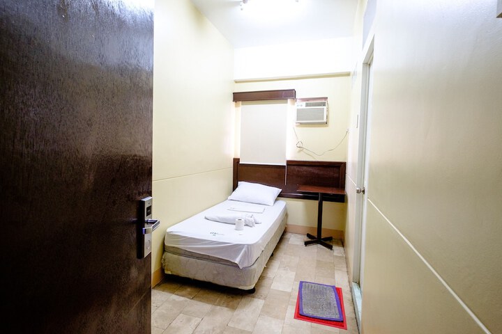 Room 7 of 22
