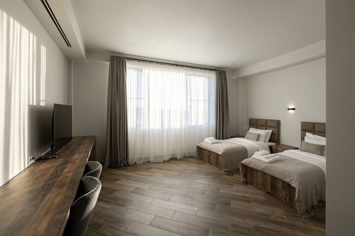 Room 30 of 135