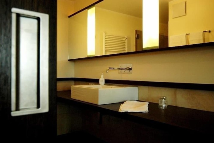 Room 29 of 57