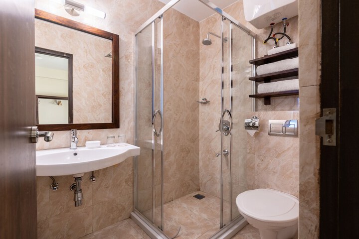 Room 20 of 39