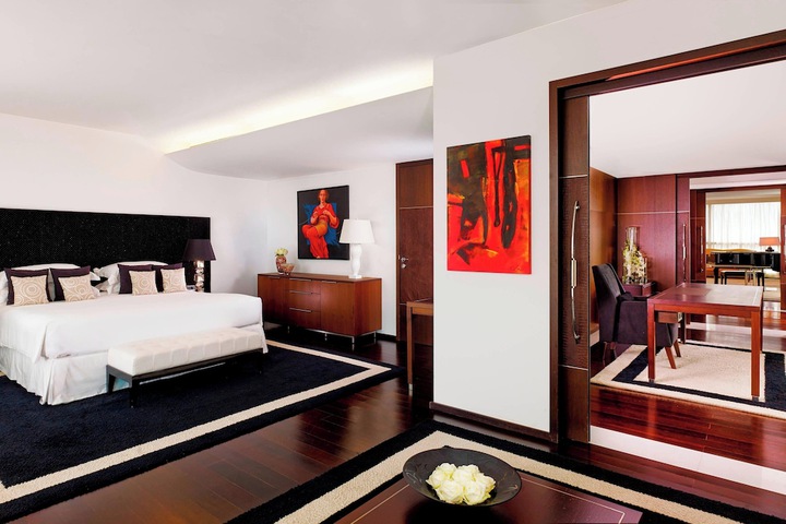 Room 8 of 69