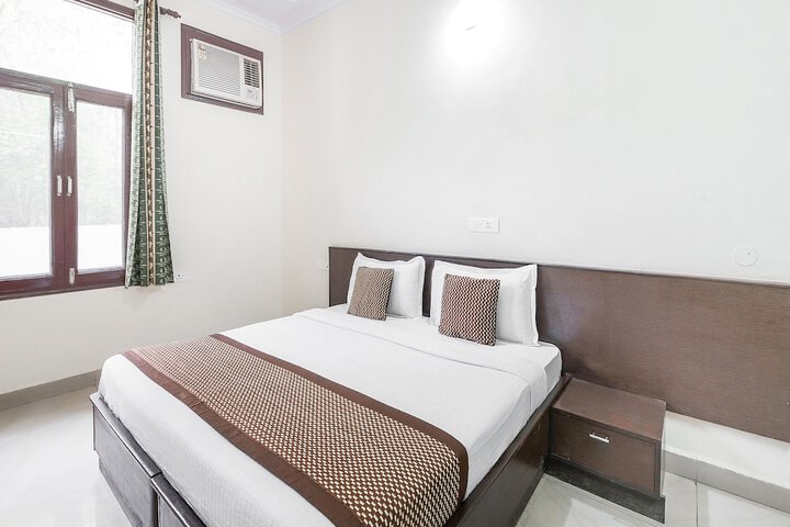 Room 6 of 22