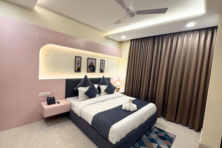Room 16 of 50