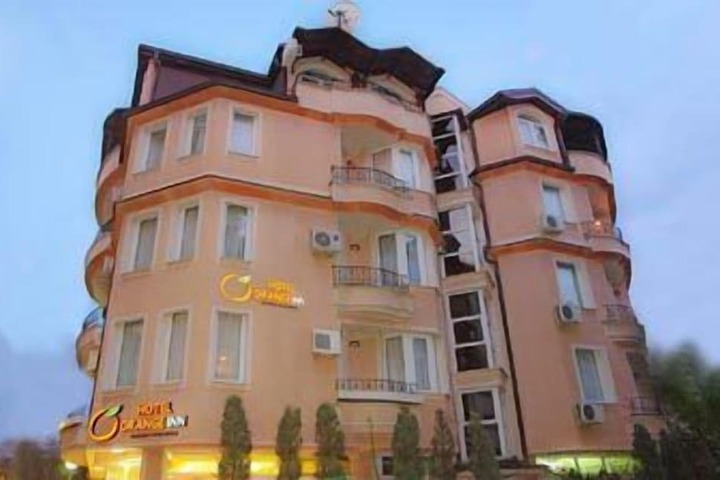 Hotel 3 of 64