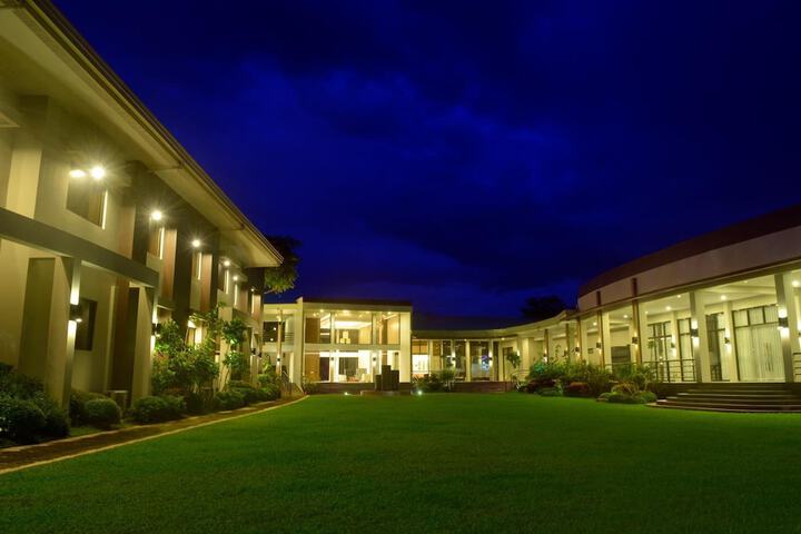 Hotel 58 of 58