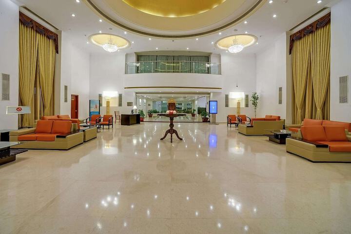 Guest Lobby