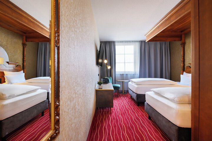 Room 60 of 111