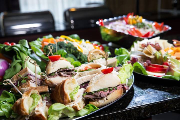 Ballroom/Hall 70 of 110