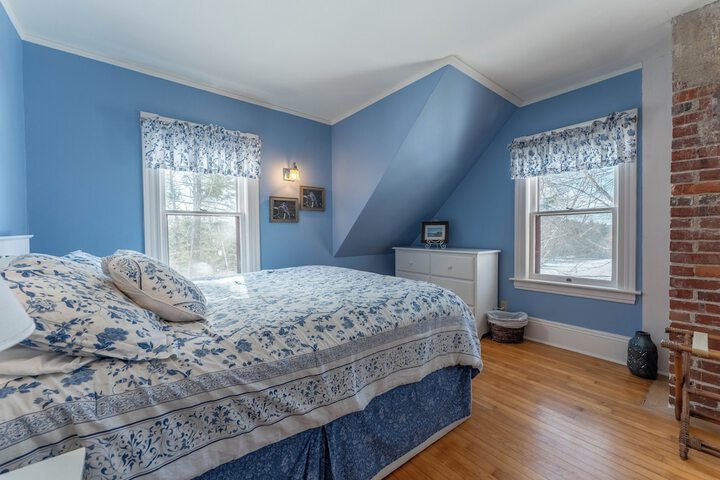 Room 20 of 268