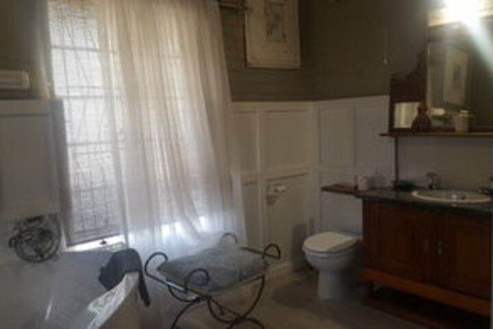 Room 6 of 56