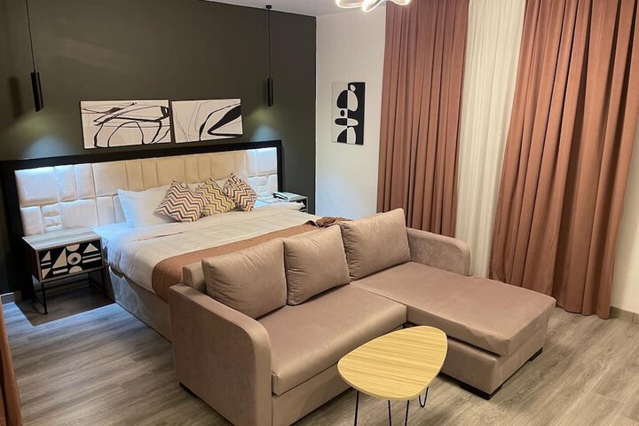 Room 48 of 135
