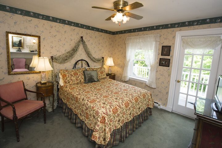 Room 6 of 40