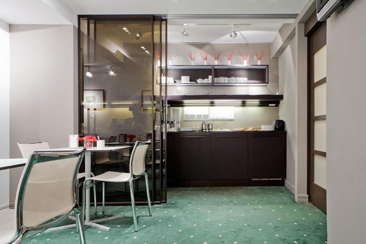 Entrance & Lobby