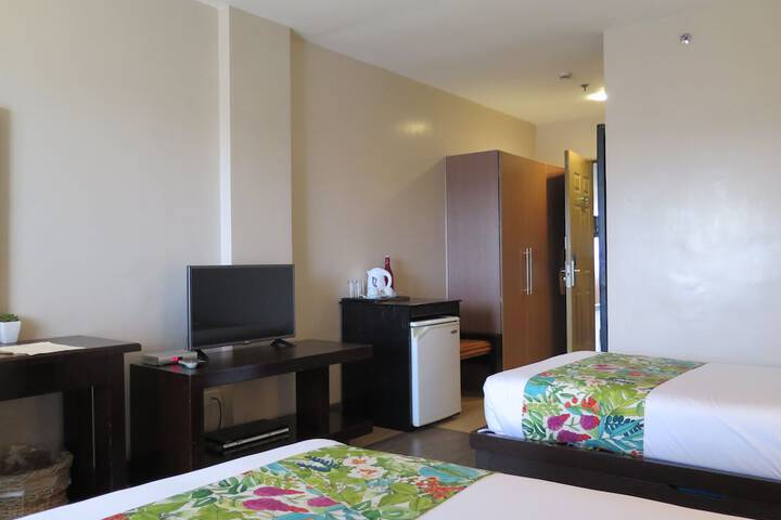 Room 11 of 148