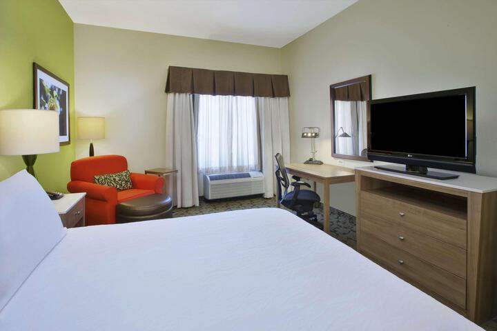 1 King Bed (14 of 14)
