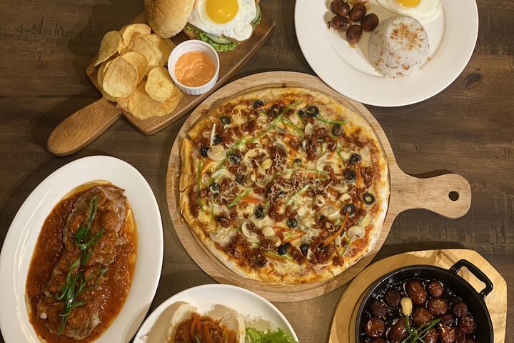 Dining 59 of 65
