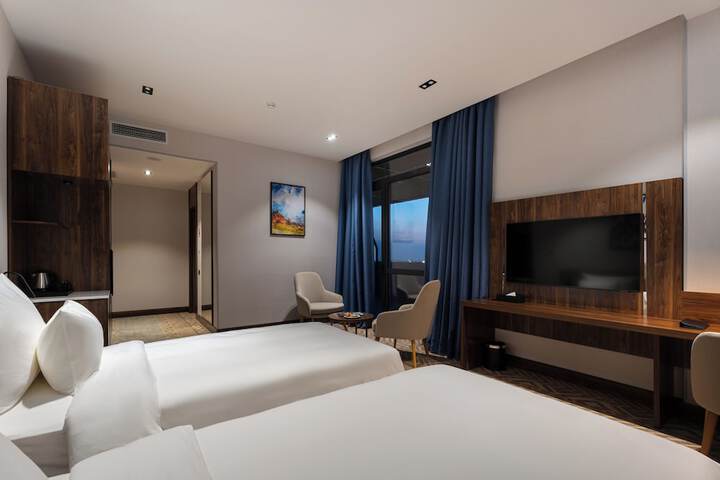 Room 12 of 55