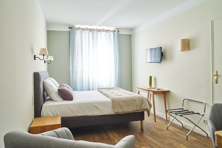 Room 13 of 50