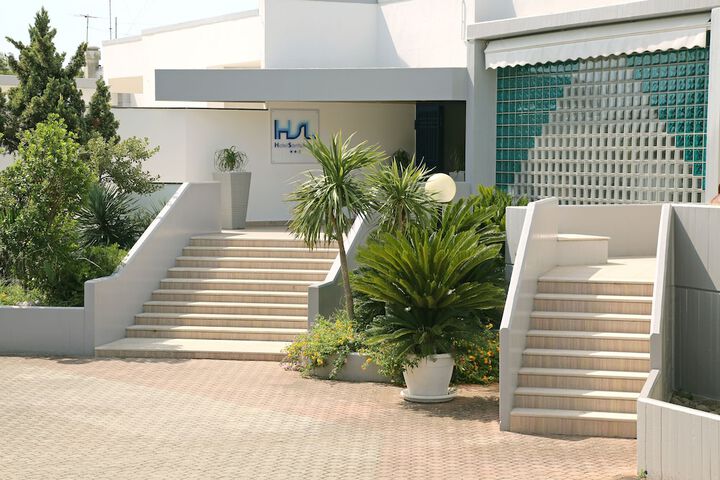 Hotel 48 of 55