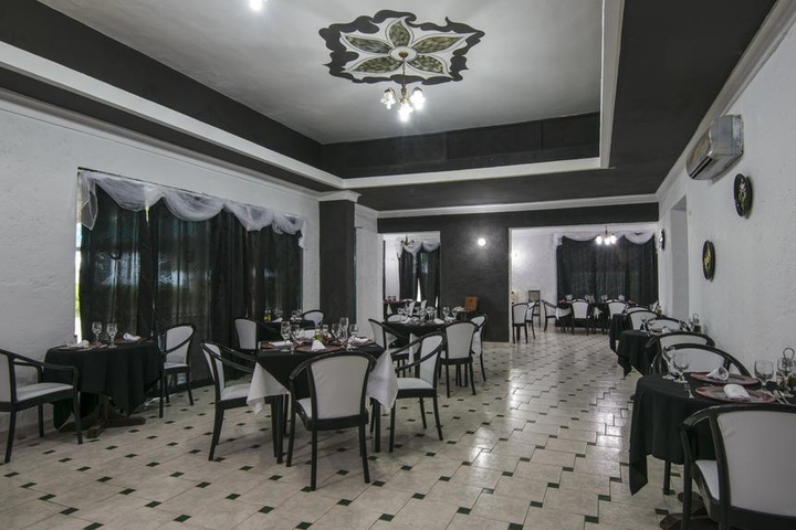 restaurant
