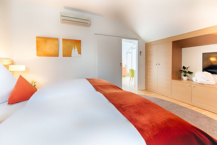 Room 13 of 55