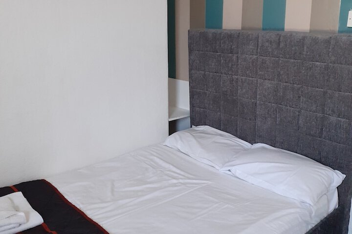 Room 21 of 42