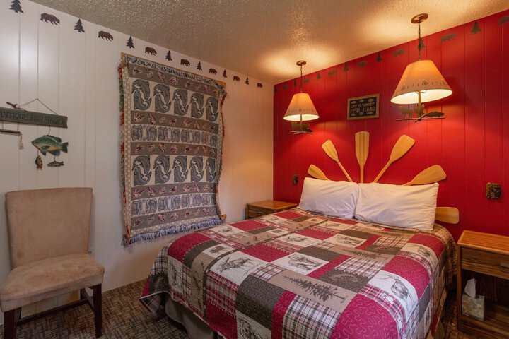 Room 26 of 175