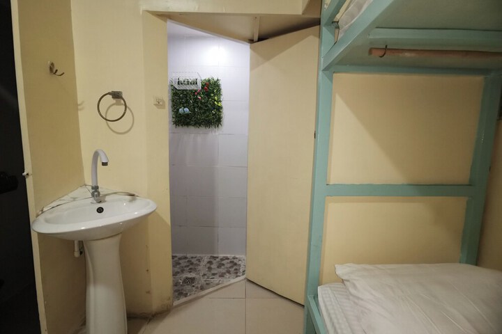 Room 26 of 52