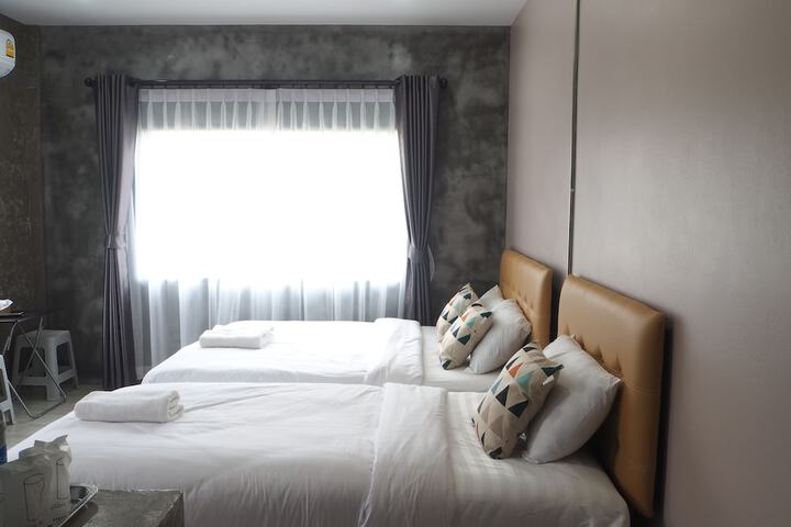 Room 57 of 132