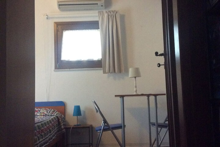 Room 5 of 59