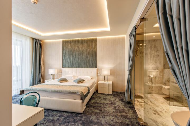 Room 21 of 64