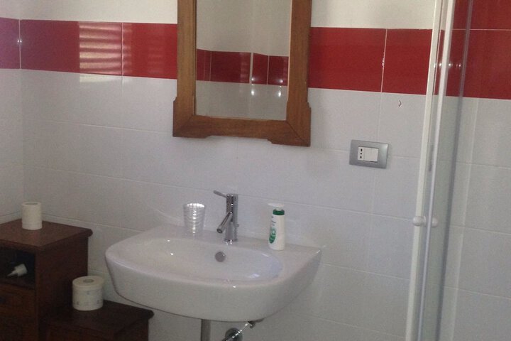 Room 9 of 22