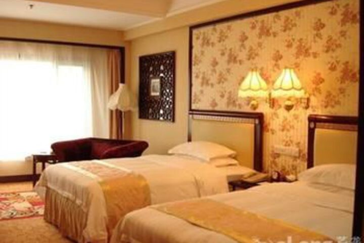 Room 76 of 159