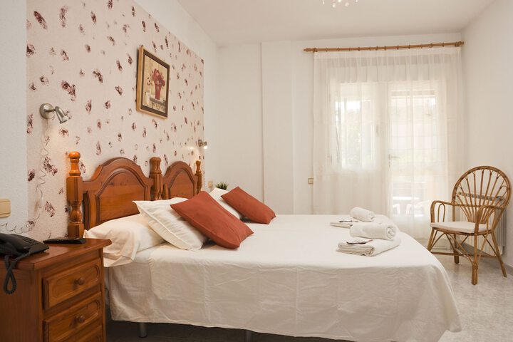 Room 2 of 22