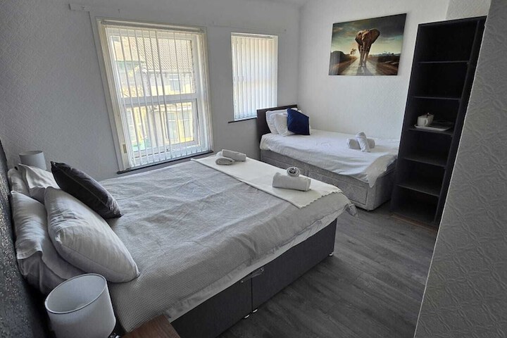 Room 10 of 41