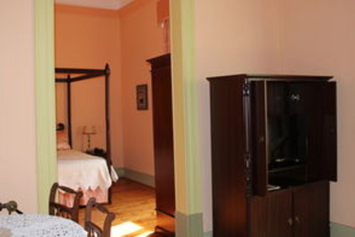Room 50 of 60