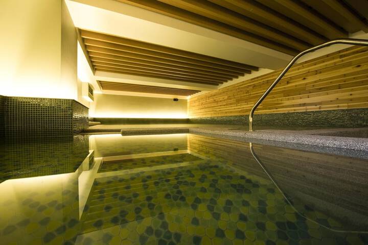Spa 26 of 40