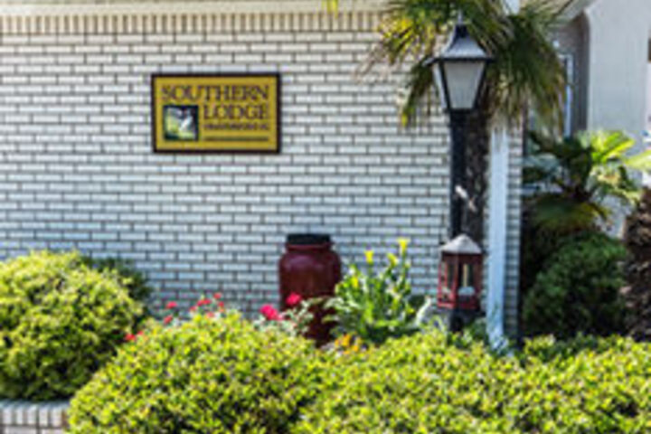 Hotel 19 of 56