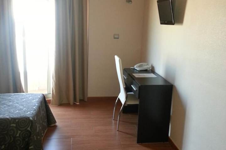Room 26 of 39