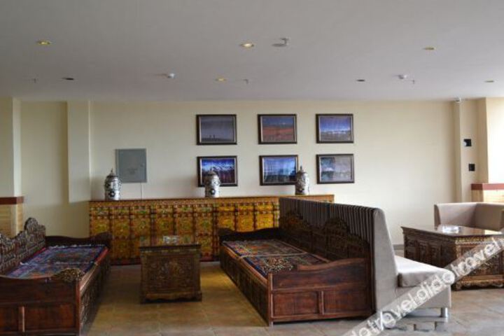 Hotel Interior 7 of 19