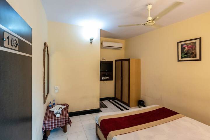 Room 42 of 98
