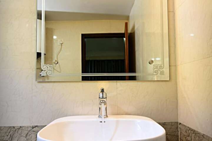 Room 20 of 29