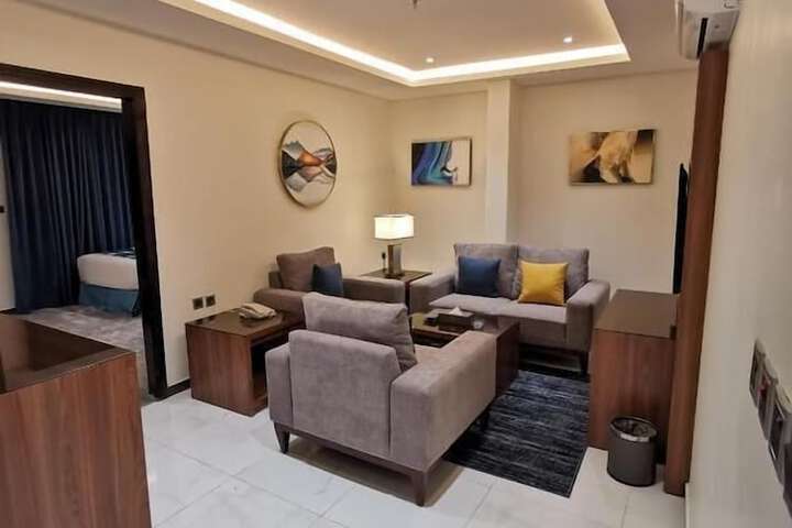 Room 14 of 17